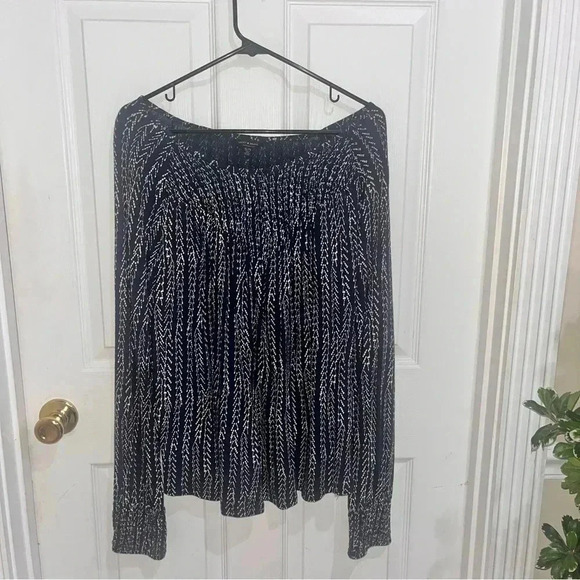 Lucky brand women’s navy and white long sleeve top sz xlg - Picture 1 of 4